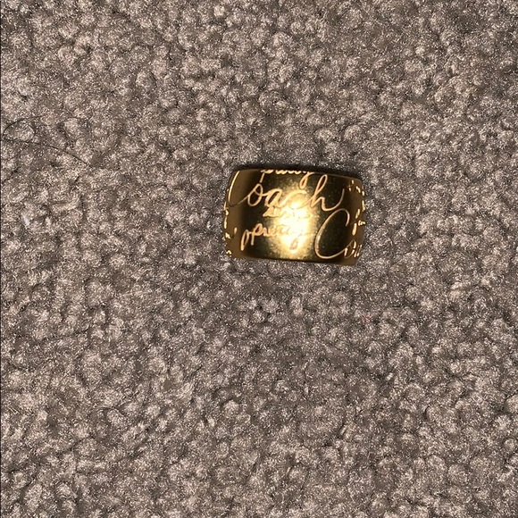 Coach Ring - Picture 2 of 3
